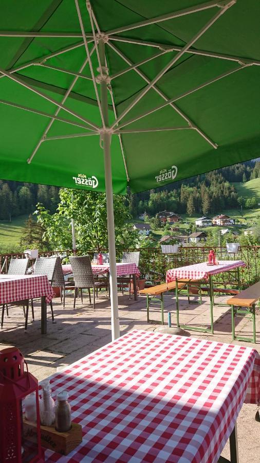 Gasthof Schonblick Hotel Russbach am Pass Gschütt Eksteriør billede