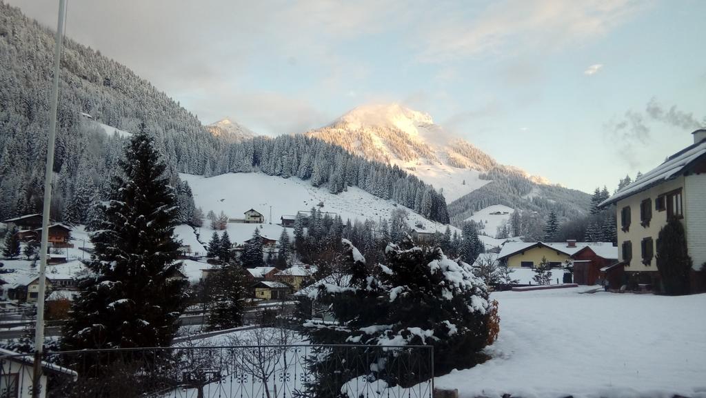Gasthof Schonblick Hotel Russbach am Pass Gschütt Eksteriør billede