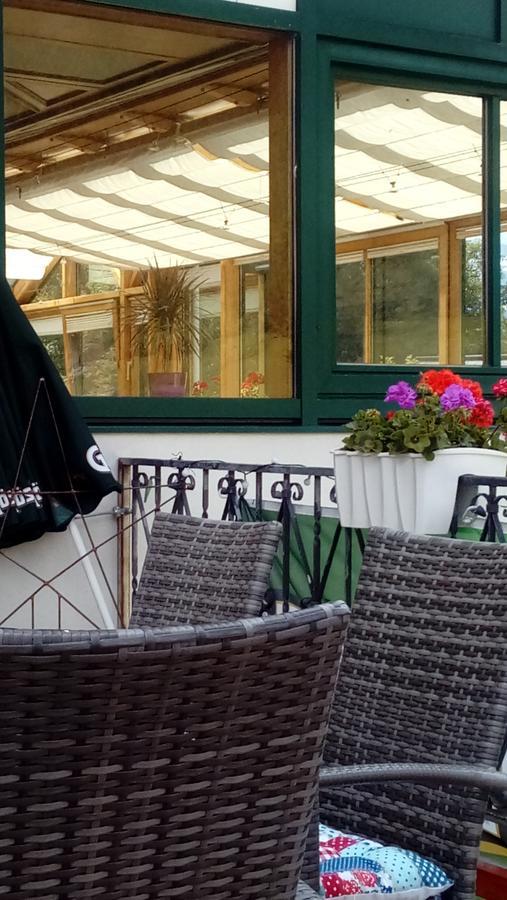 Gasthof Schonblick Hotel Russbach am Pass Gschütt Eksteriør billede